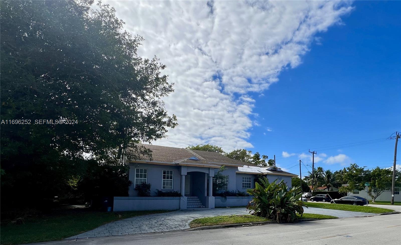 424 90th Street Property Photo 4