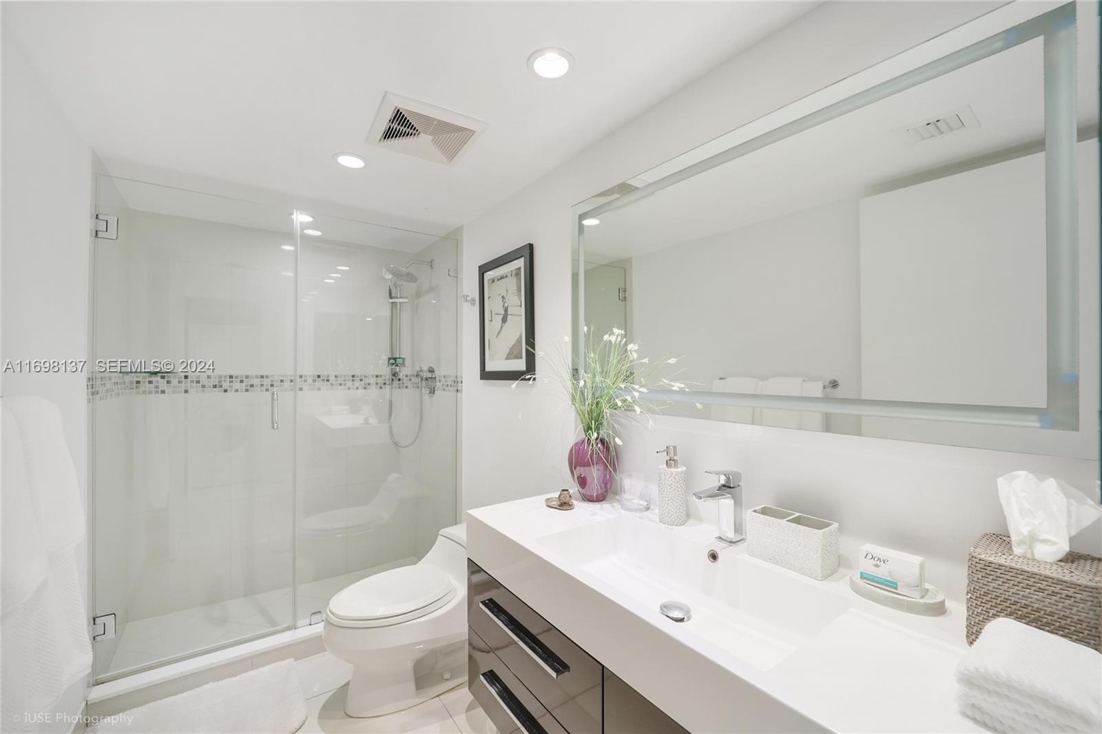 A11698137 Property Photo 9