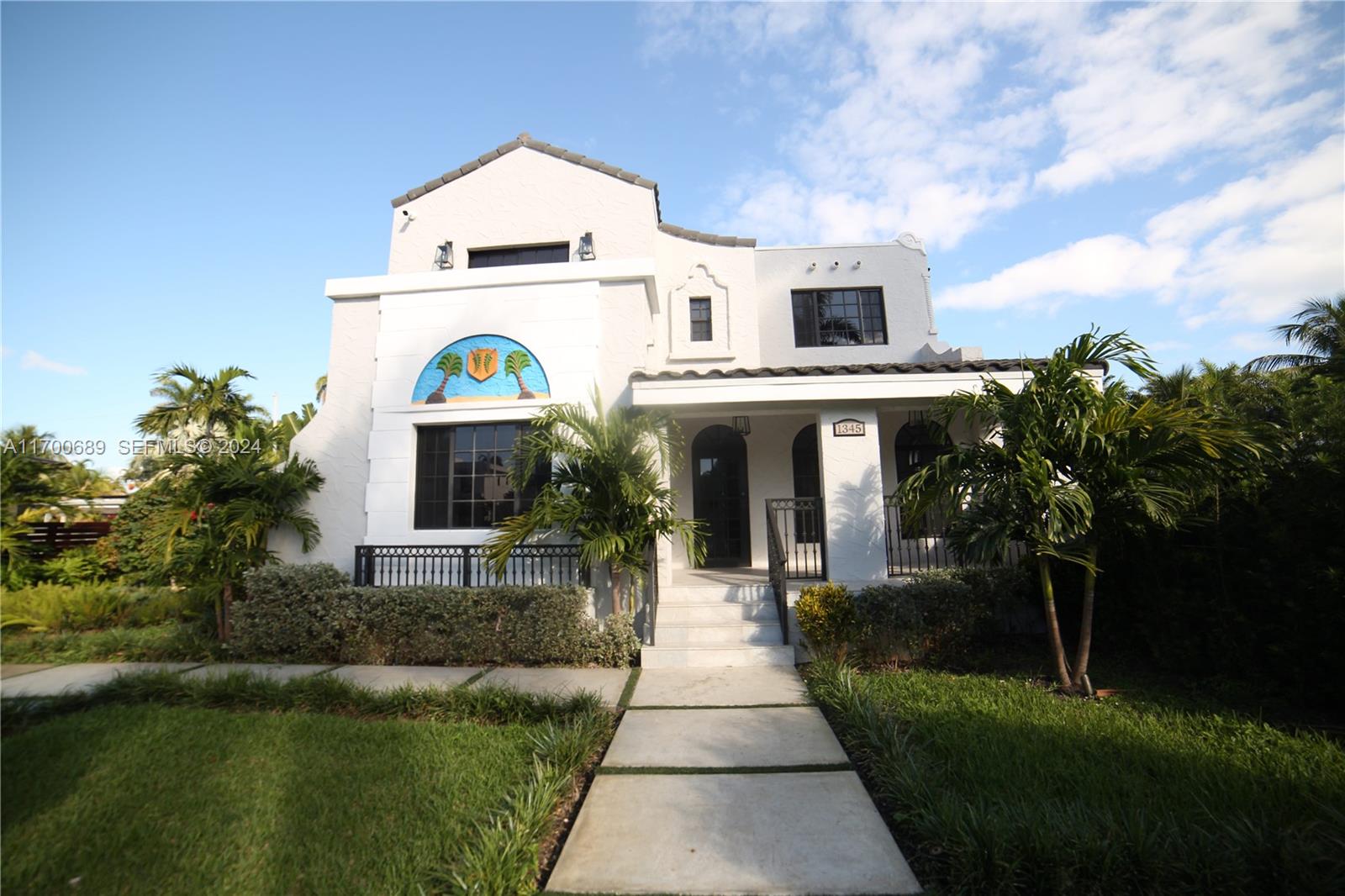 1345 Hollywood Boulevard Property Photo 3