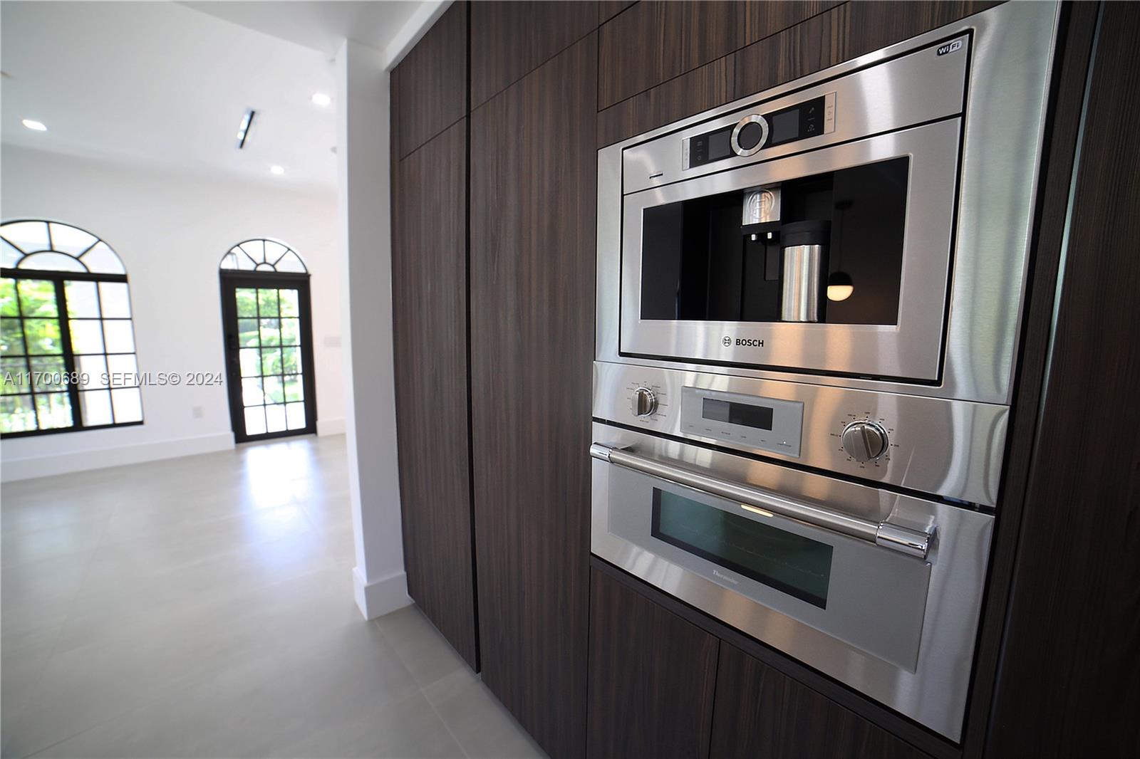 1345 Hollywood Boulevard Property Photo 12