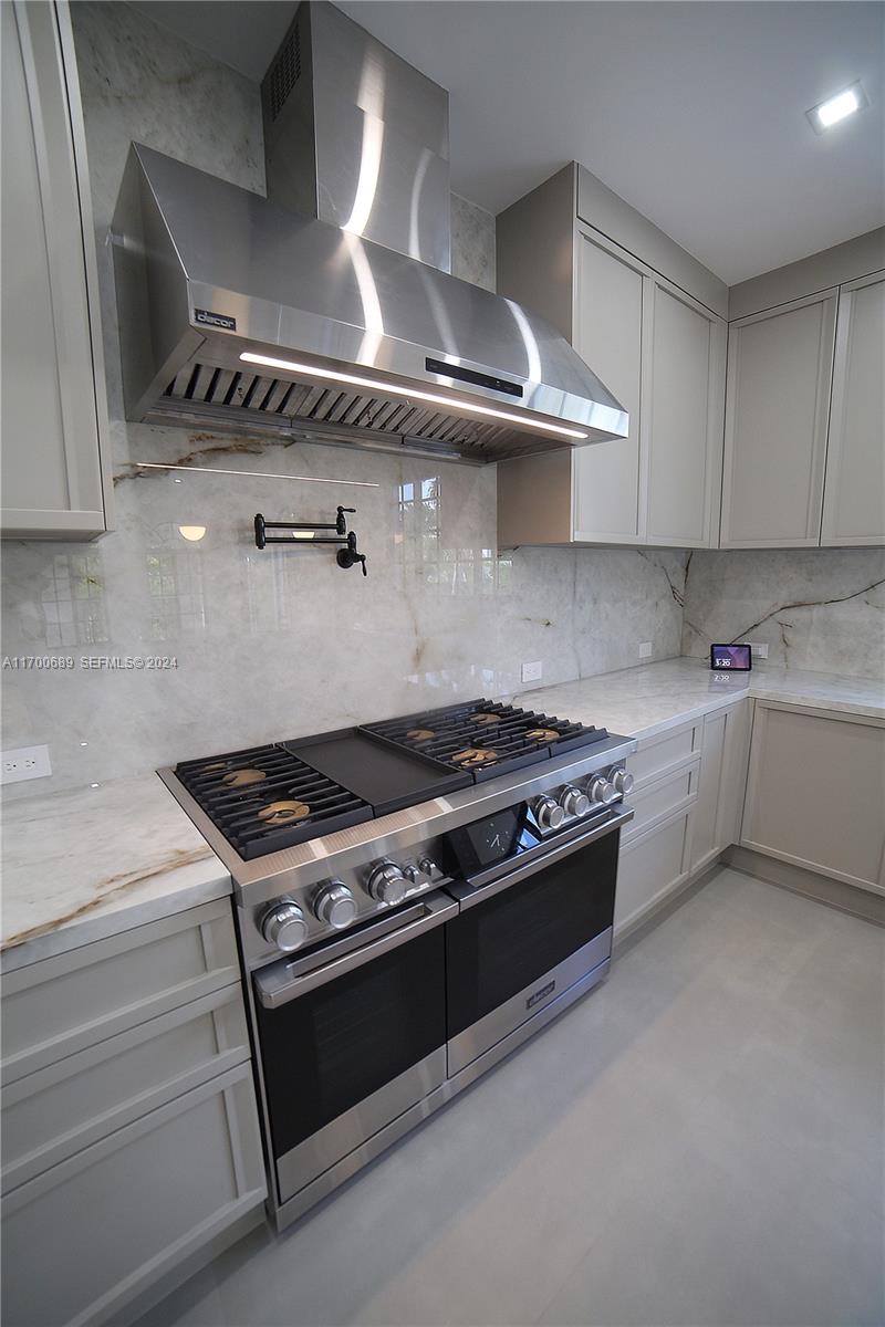 1345 Hollywood Boulevard Property Photo 15