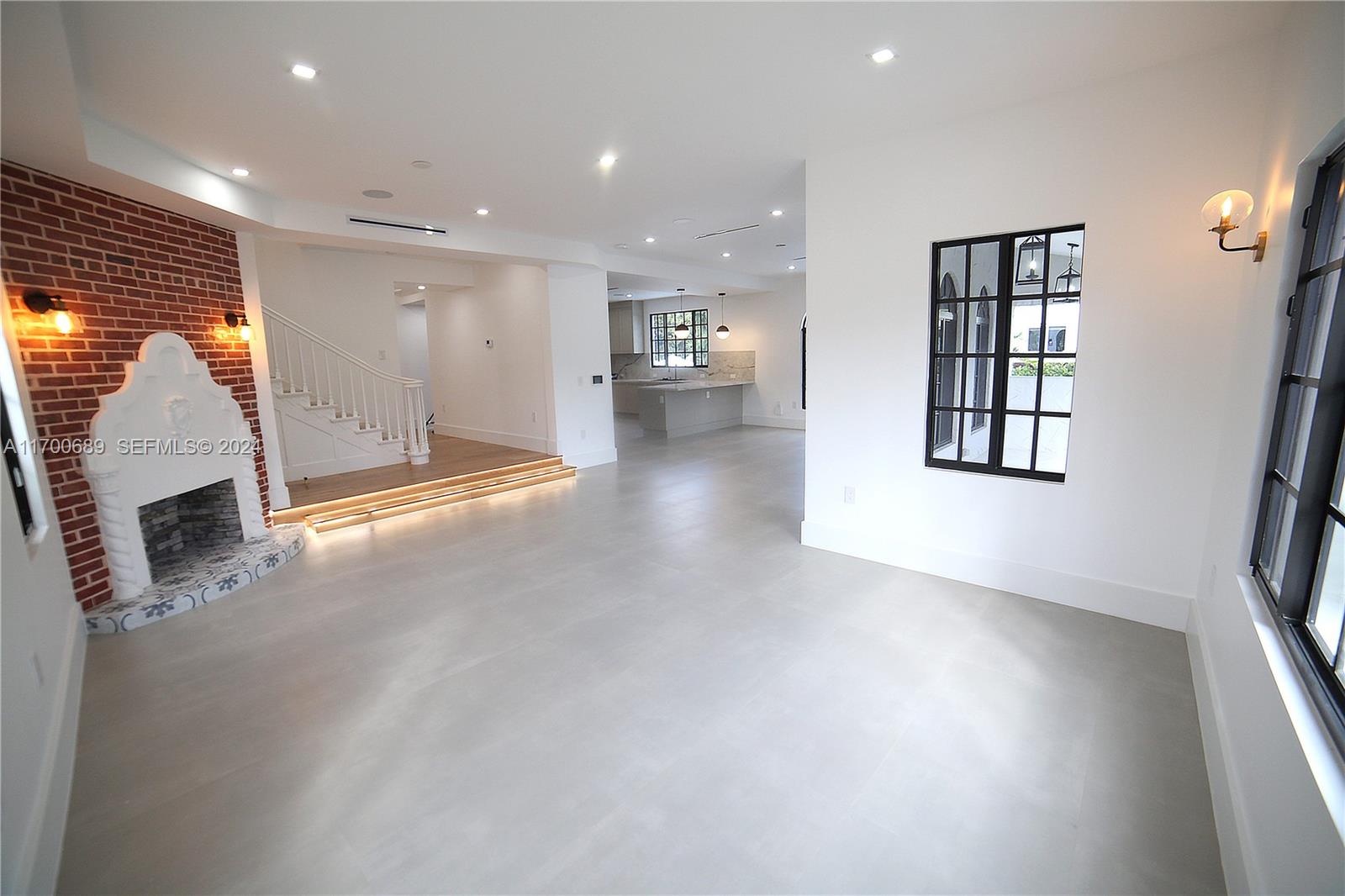 1345 Hollywood Boulevard Property Photo 19