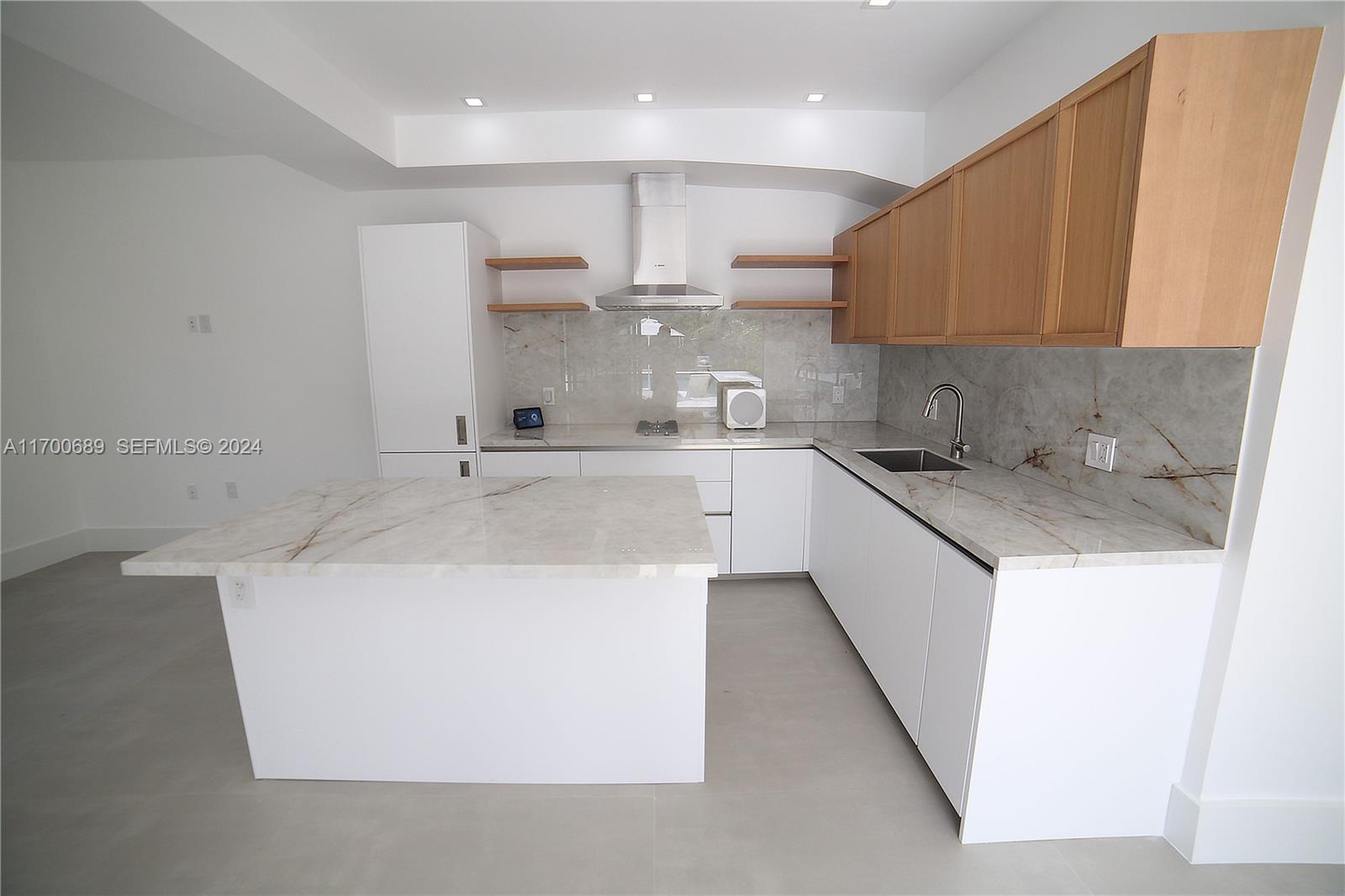 1345 Hollywood Boulevard Property Photo 36