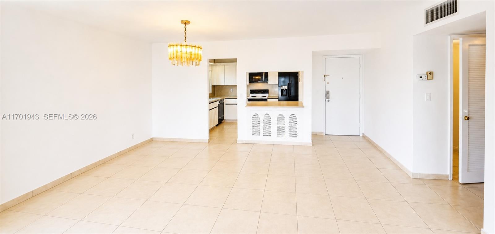 1825 S Ocean Drive 401 Property Photo 4