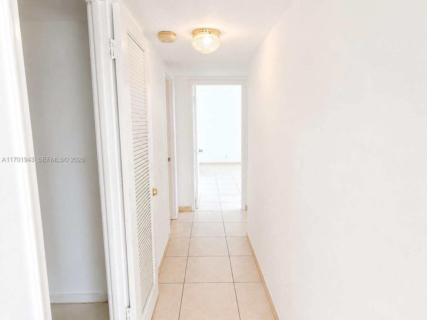 1825 S Ocean Drive 401 Property Photo 11