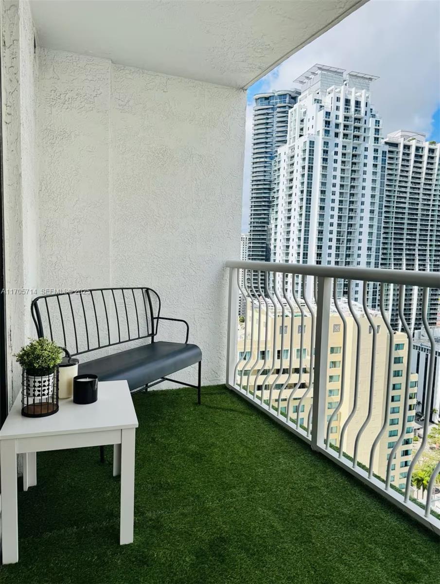 1200 Brickell Bay Drive 3220 Property Photo 30