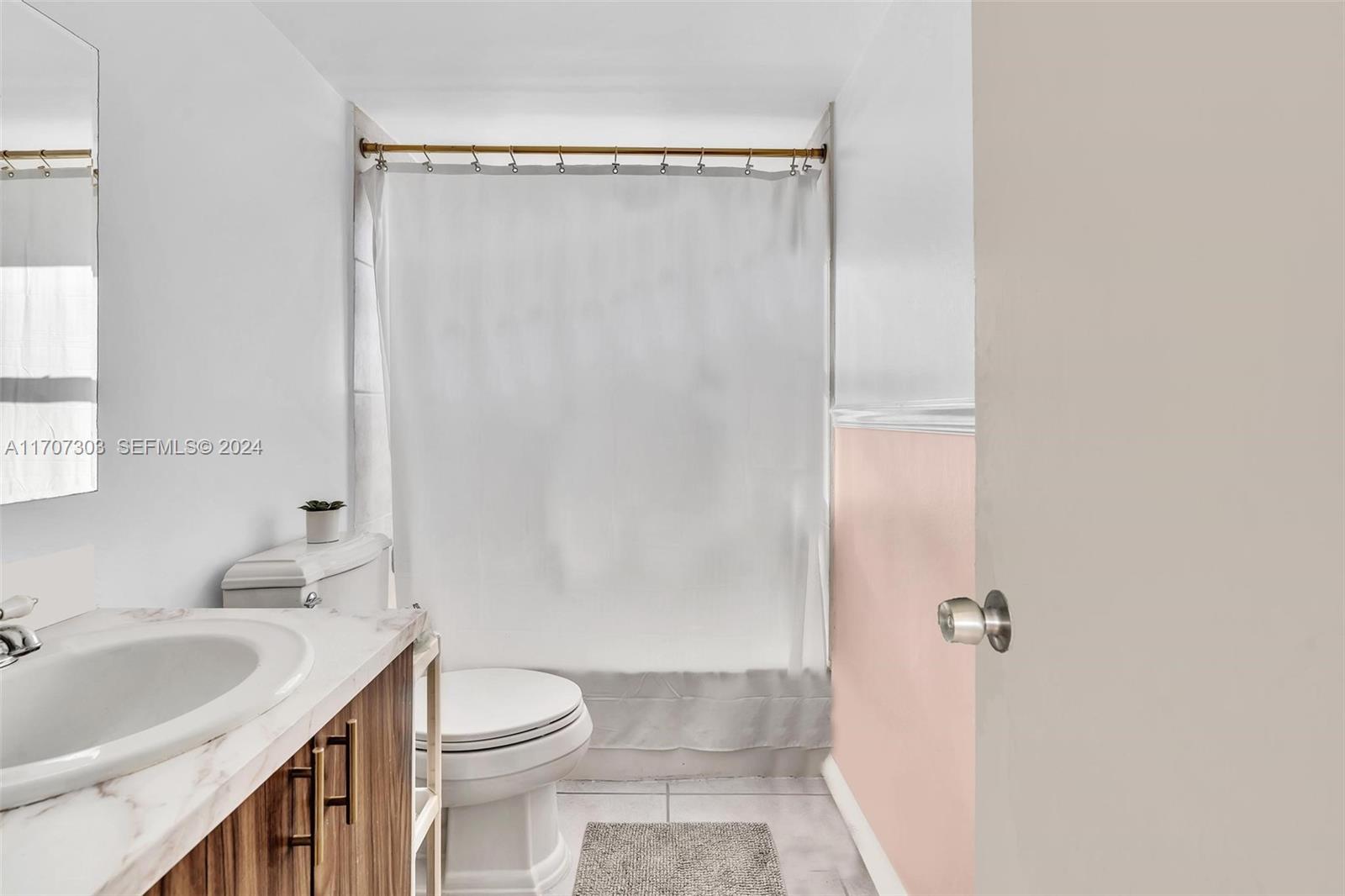1881 Washington Avenue 16h Property Photo 27