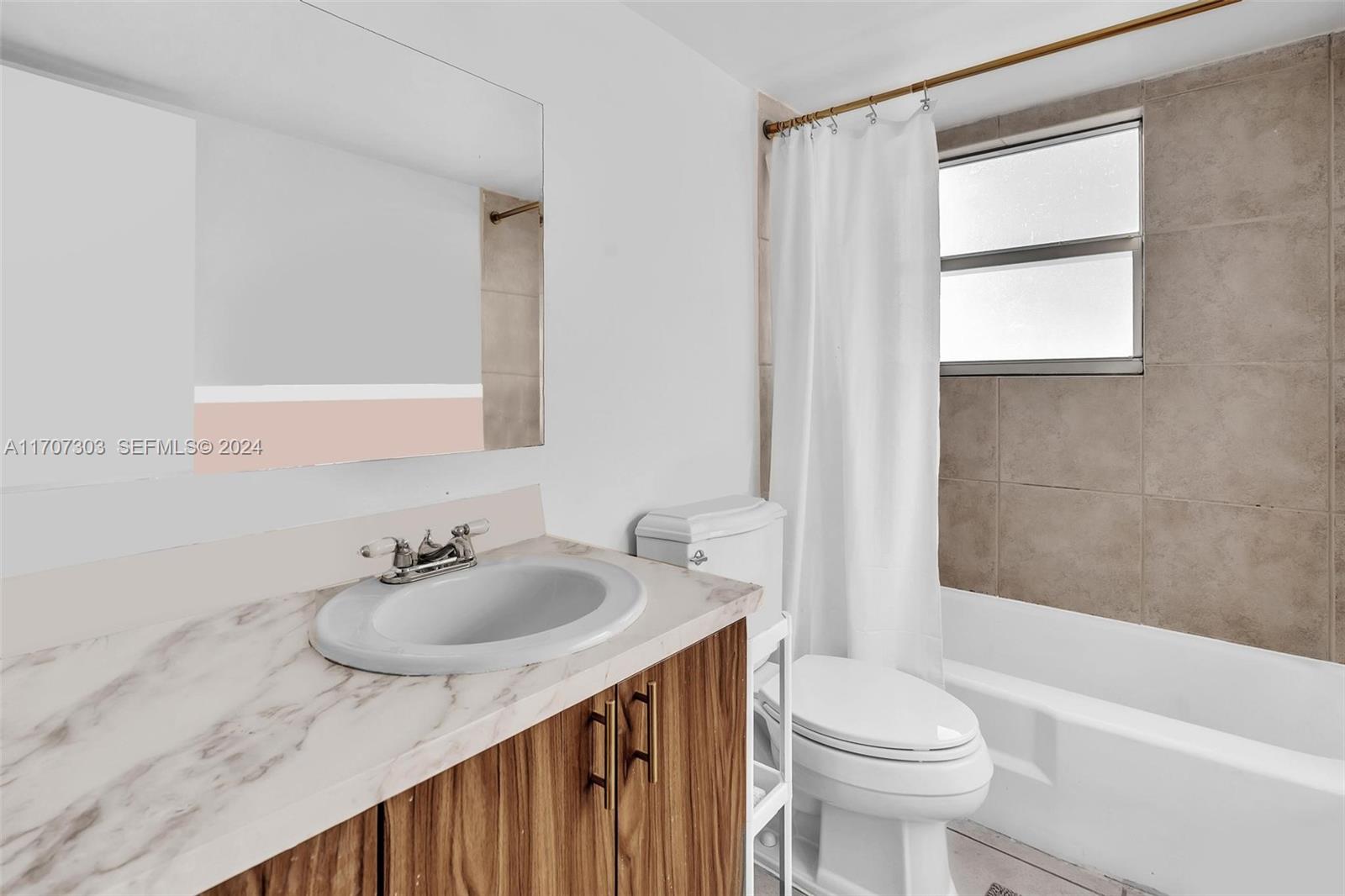 1881 Washington Avenue 16h Property Photo 28