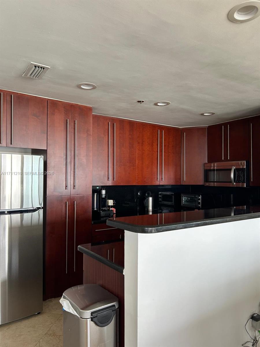 100 Lincoln Road Ph7 Property Photo 11