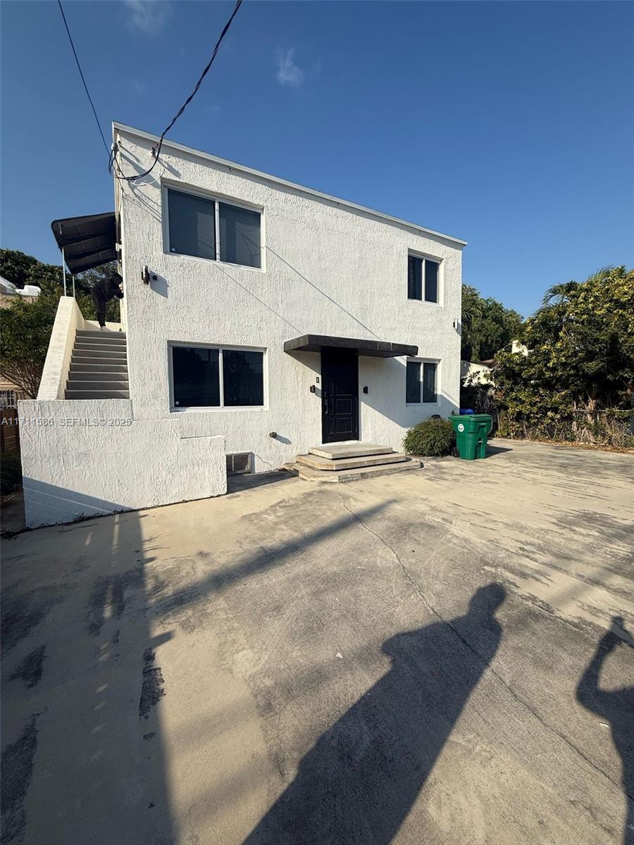 241 NW 34th Terrace