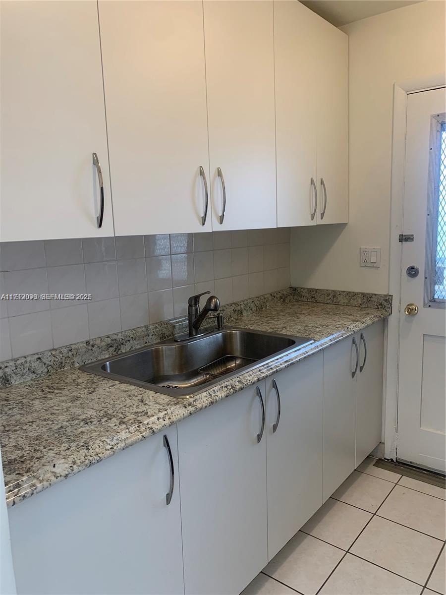 1395 Ne 167th Street 209 Property Photo 15