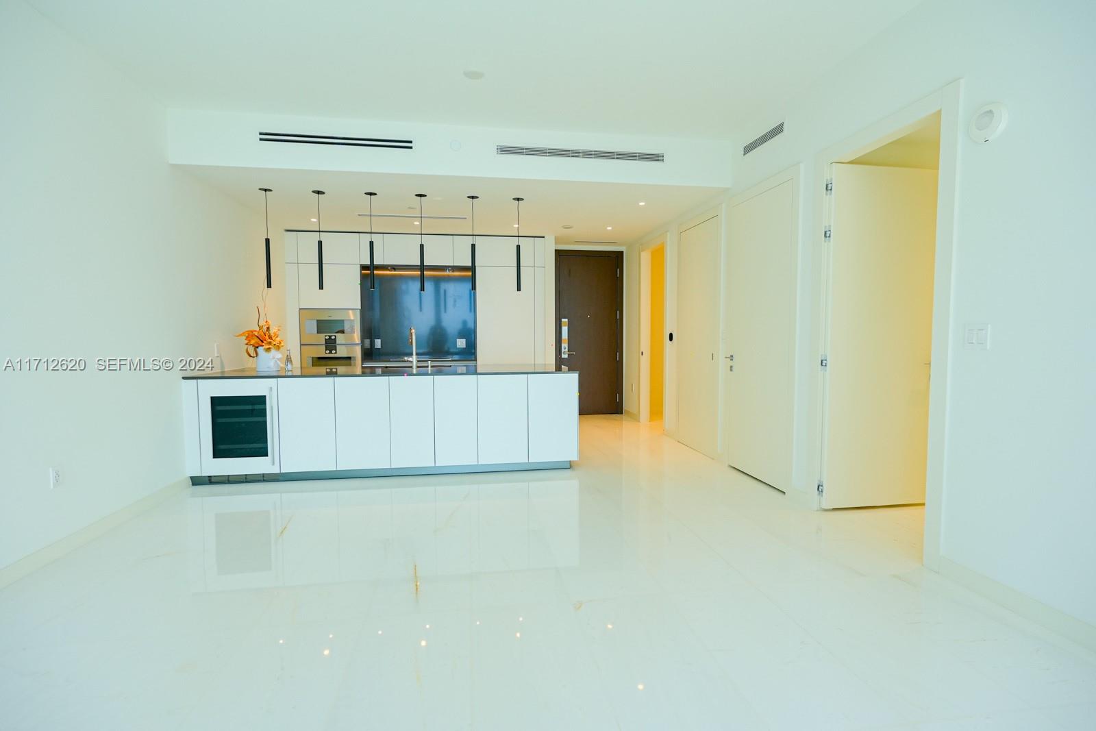 300 Biscayne Boulevard Way 1806 Property Photo 27