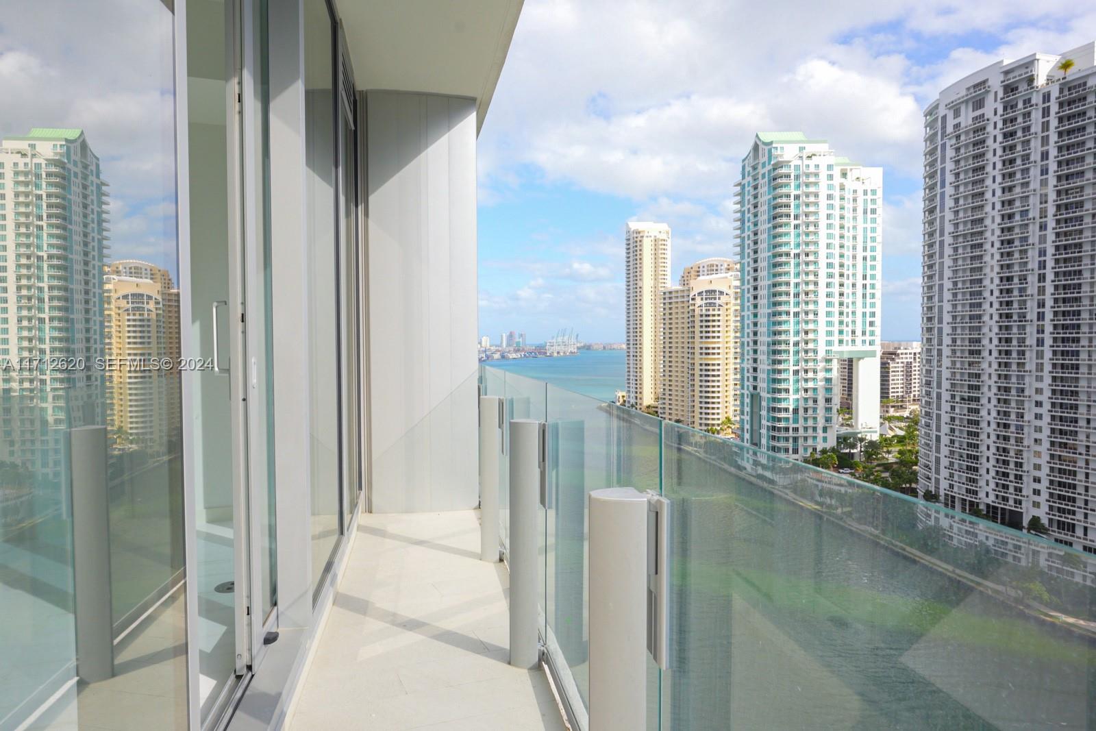 300 Biscayne Boulevard Way 1806 Property Photo 40