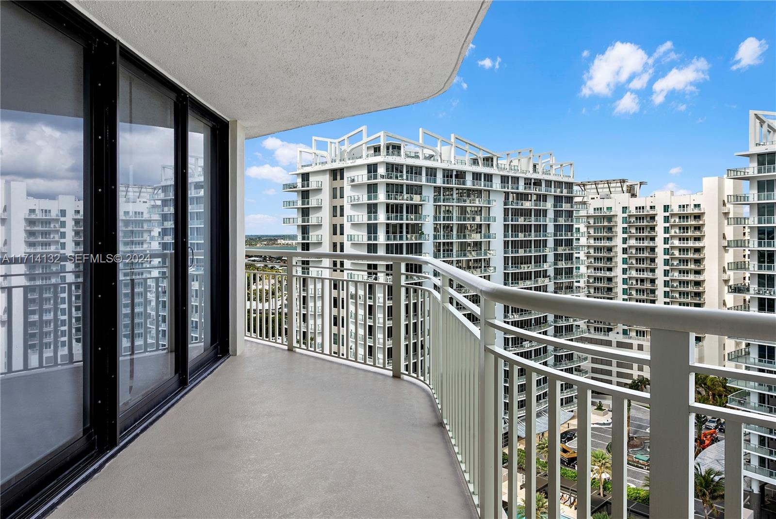 3000 N Ocean Drive 20a Property Photo 24
