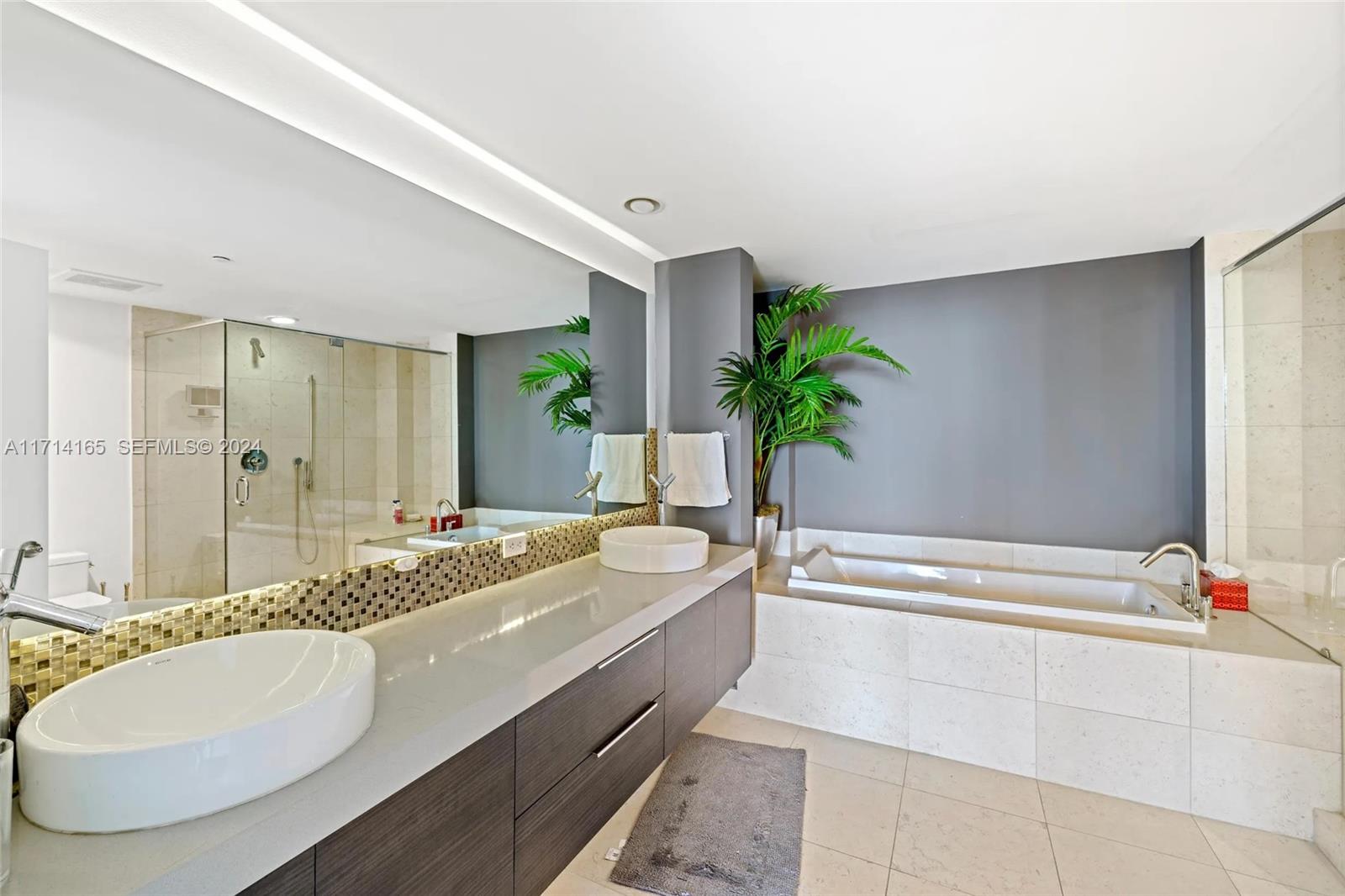 495 Brickell Avenue 4805 Property Photo 16
