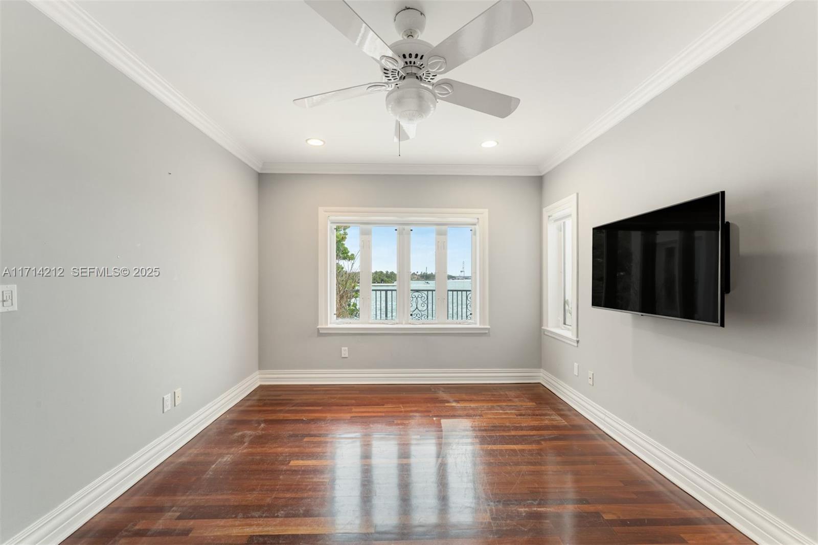 11 E Rivo Alto Drive Property Photo 26