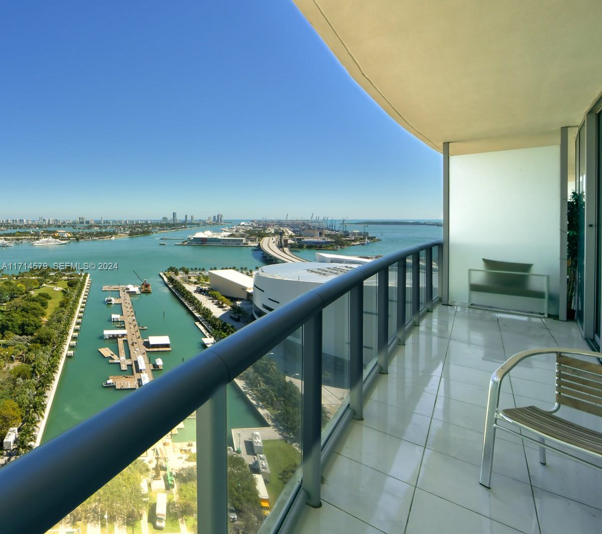 888 Biscayne Boulevard 2511 Property Photo 2