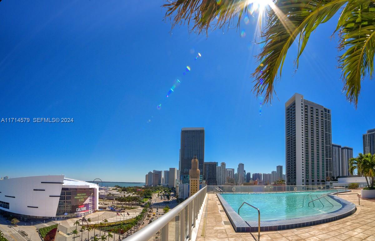 888 Biscayne Boulevard 2511 Property Photo 13