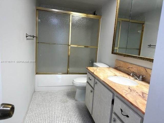 5401 Collins Avenue 223 Property Photo 23