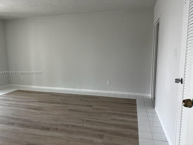 5401 Collins Avenue 223 Property Photo 25