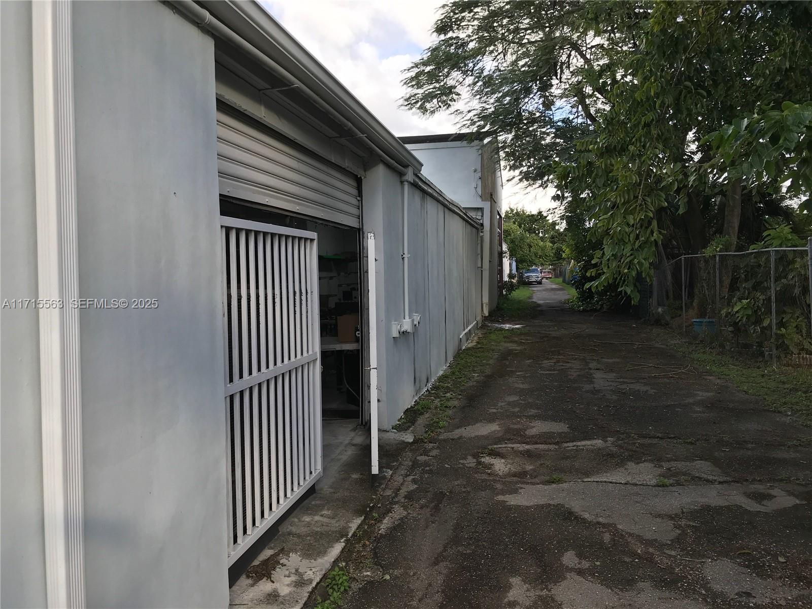 1628 Nw 28th Street Property Photo 12