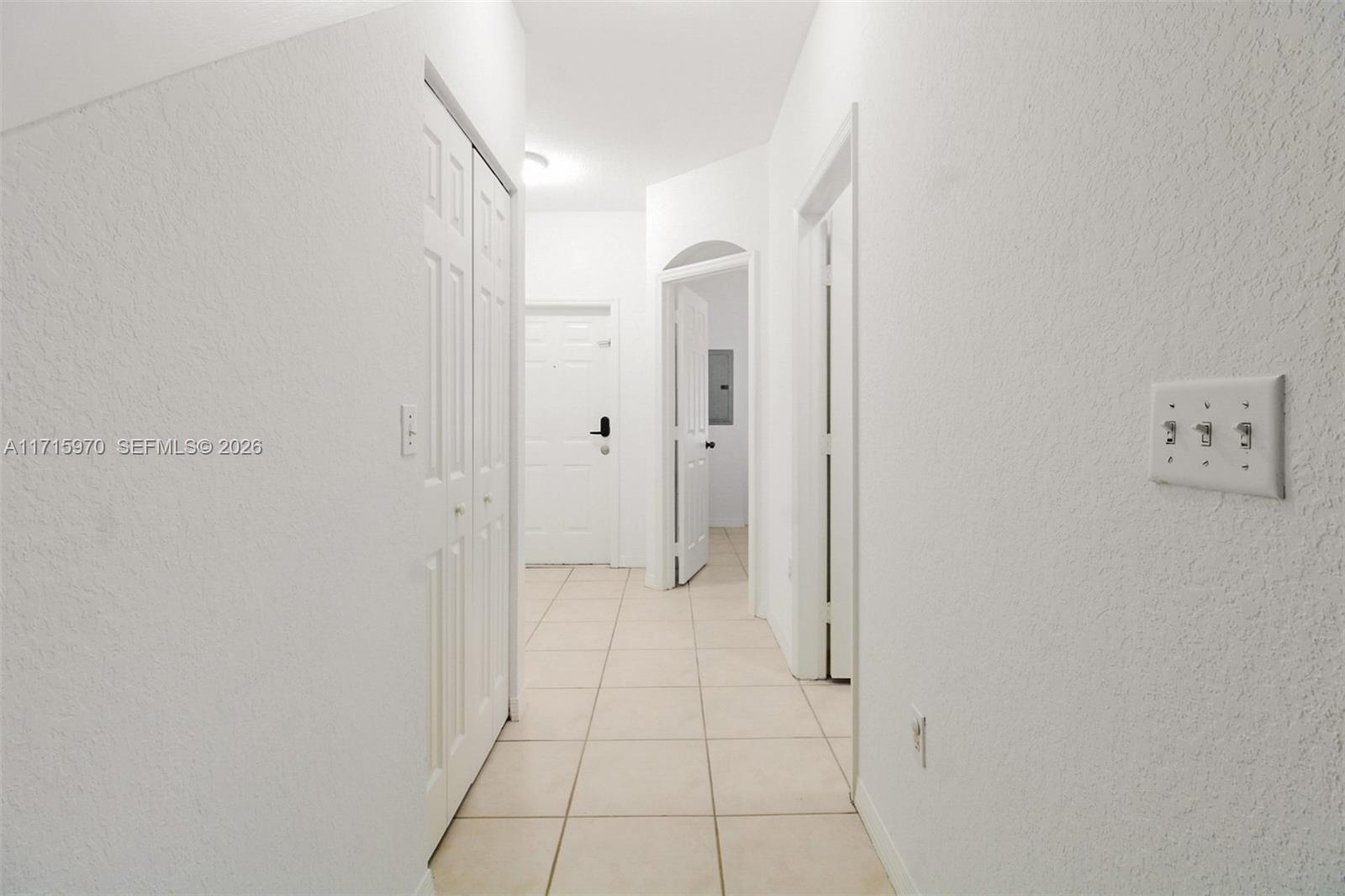 7854 Catalina Circle Property Photo 4