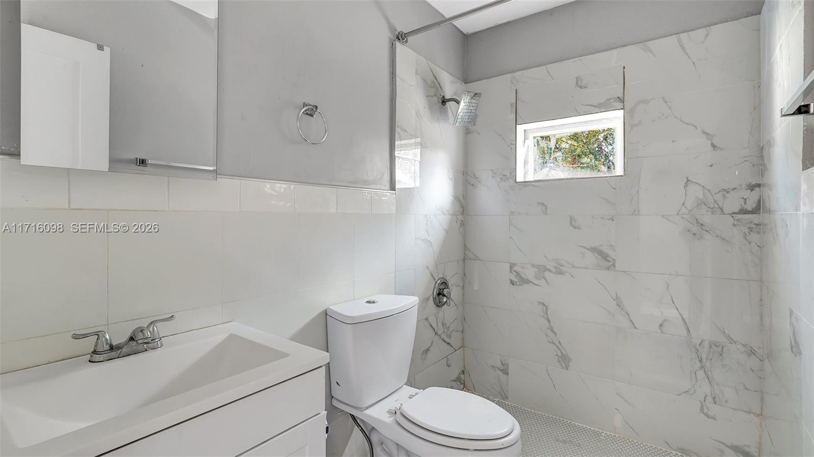 1240 Sw 32nd Avenue Property Photo 20