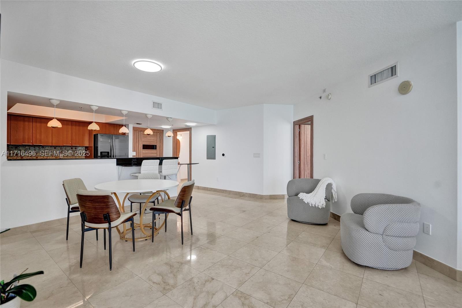 16699 Collins Avenue 2405 Property Photo 9