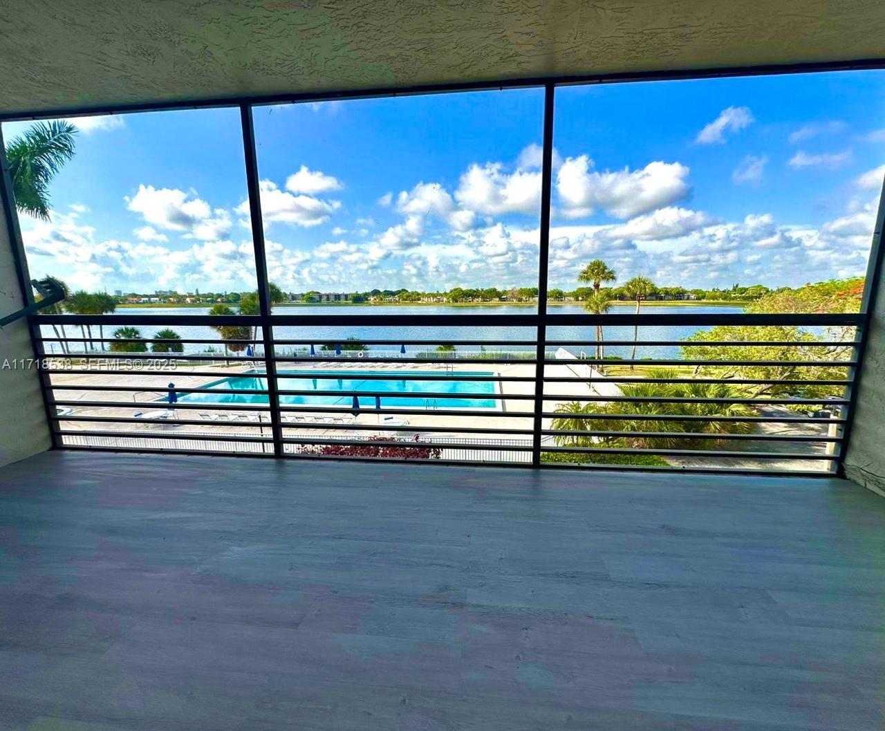 20840 San Simeon Way 305
