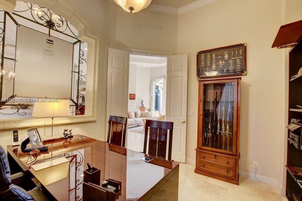 6139 Via Venetia S Property Photo 24