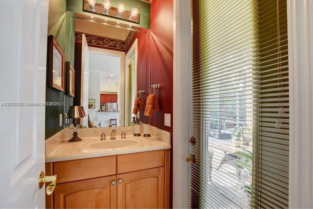 6139 Via Venetia S Property Photo 30