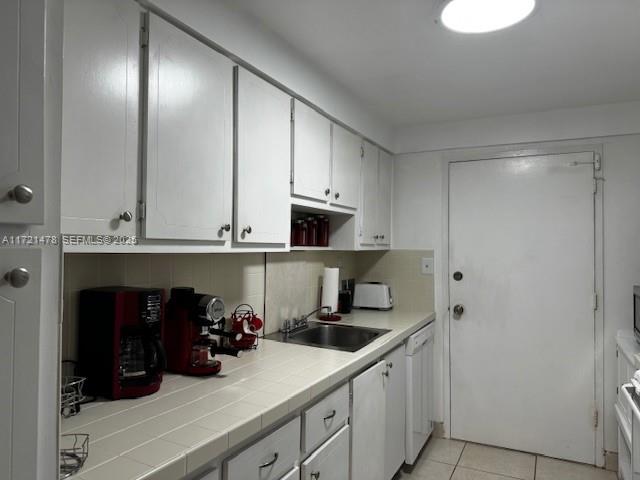 5401 Collins Avenue 430 Property Photo 27