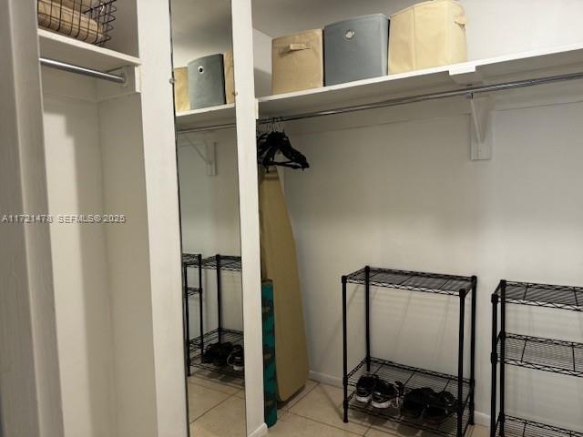 5401 Collins Avenue 430 Property Photo 47