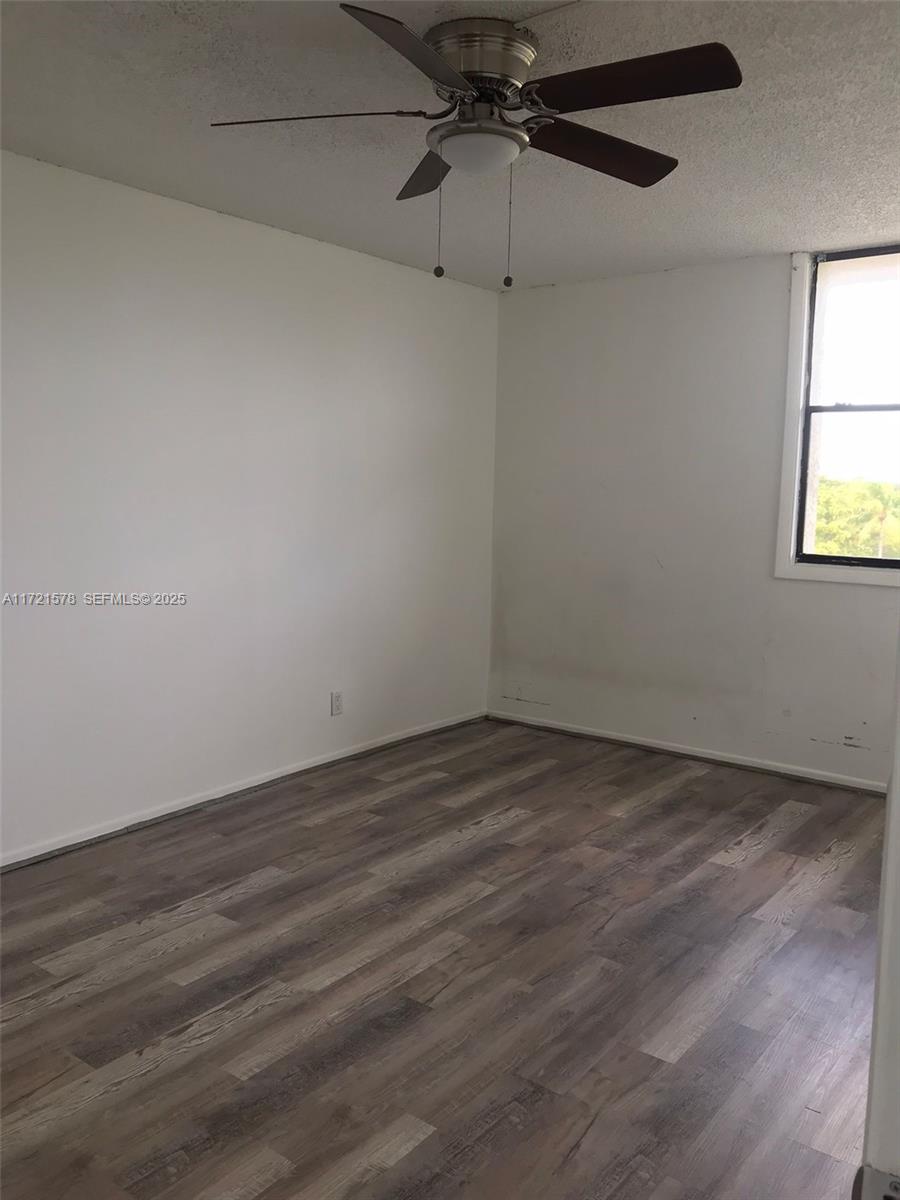 2701 Riverside Drive 515-b Property Photo 10