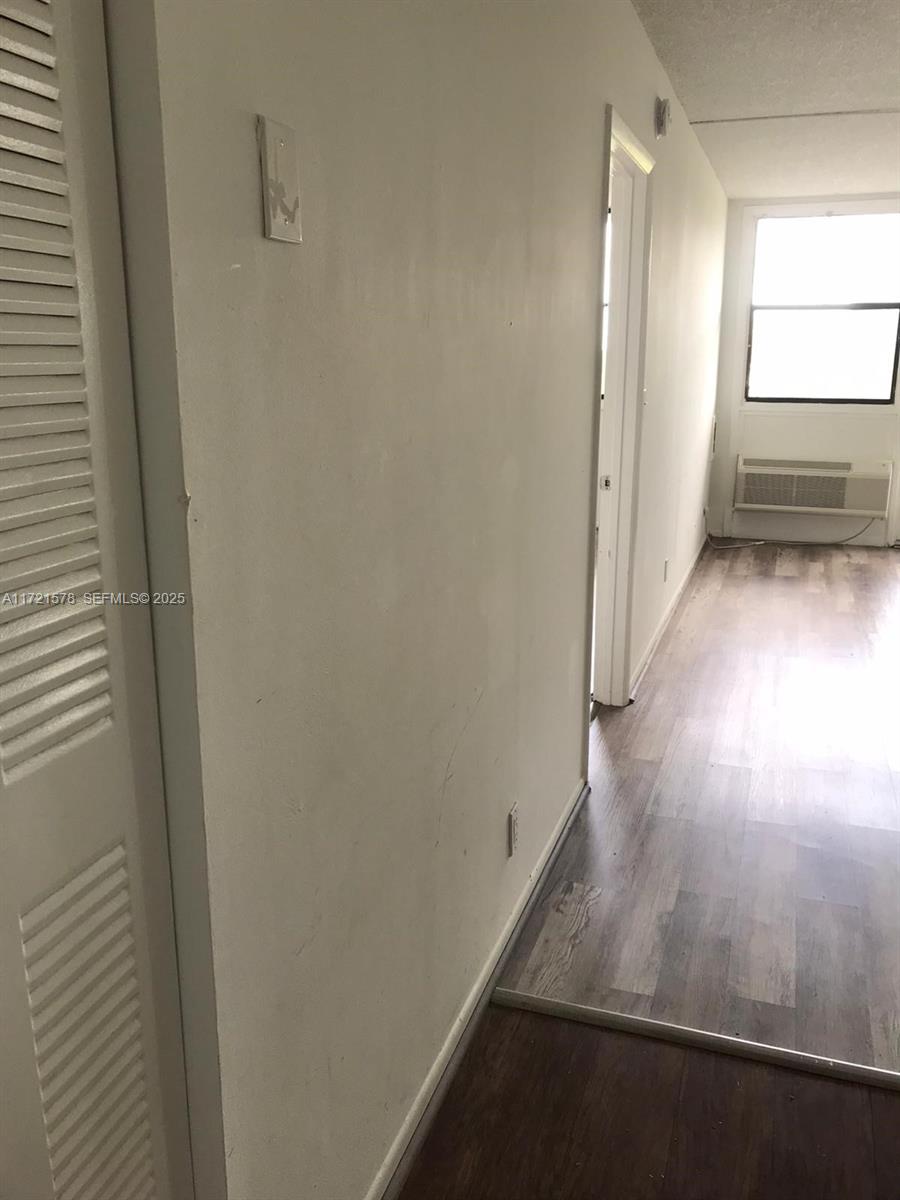 2701 Riverside Drive 515-b Property Photo 14