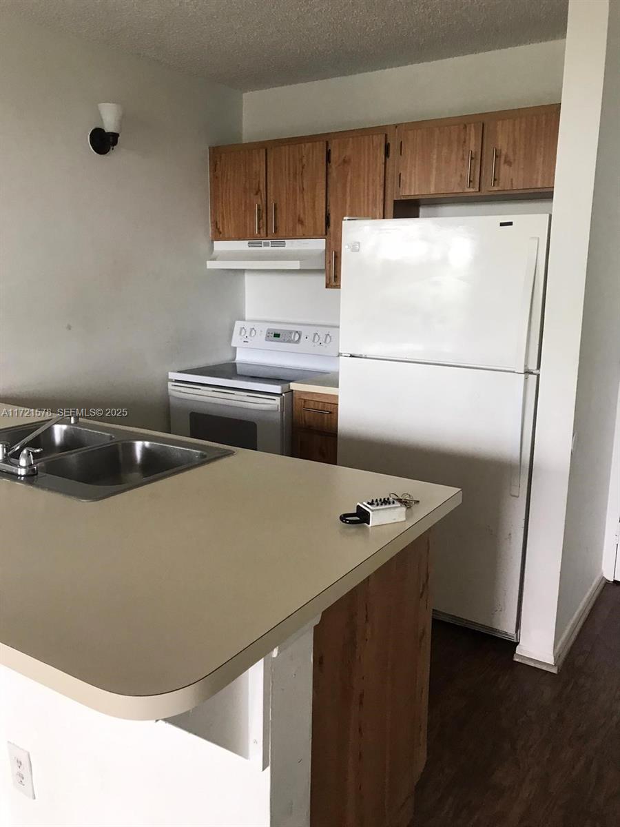 2701 Riverside Drive 515-b Property Photo 16