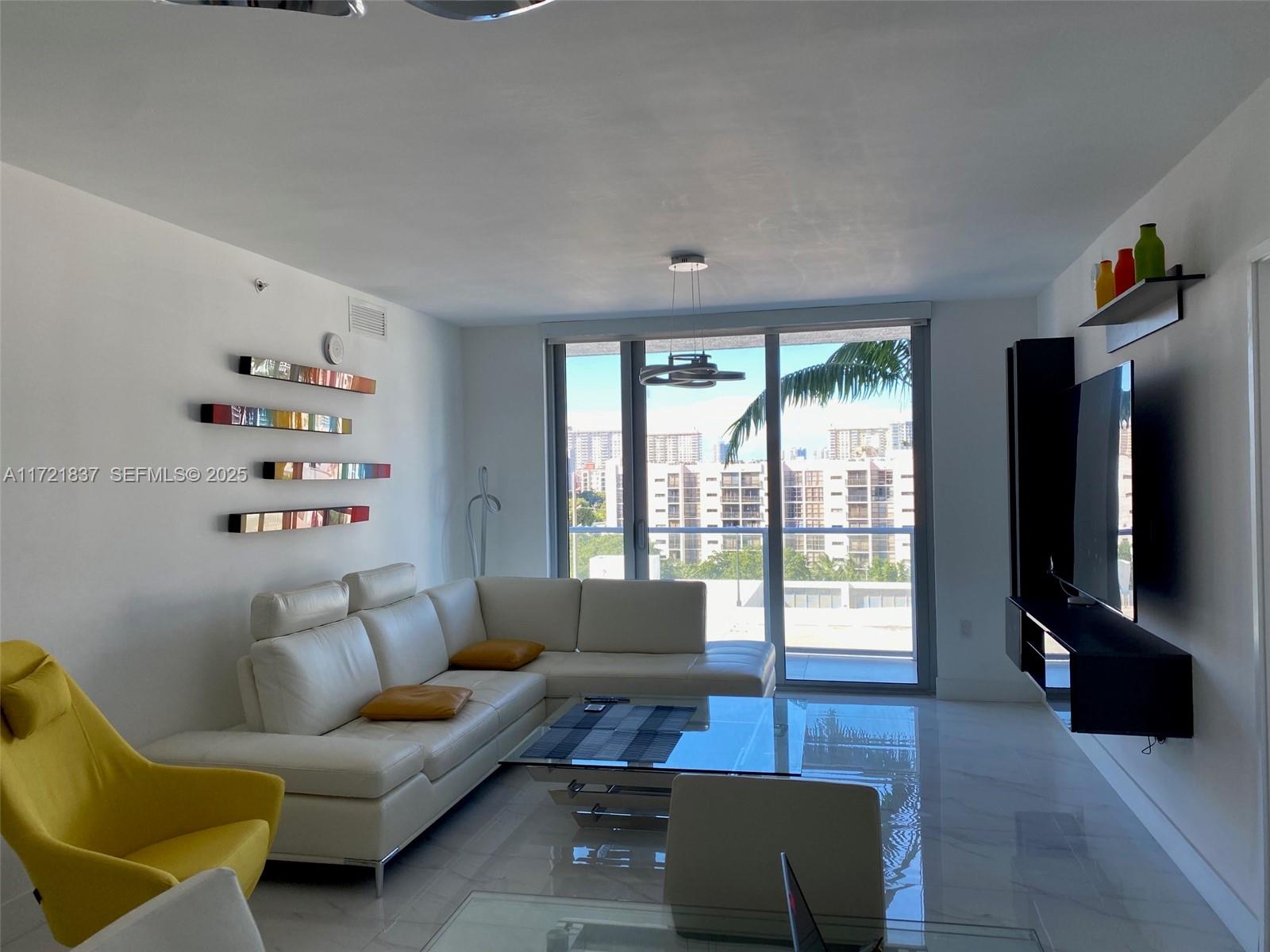300 Sunny Isles Boulevard 4-703 Property Photo 3