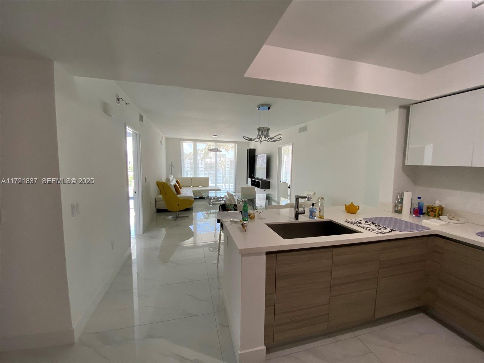 300 Sunny Isles Boulevard 4-703 Property Photo 6