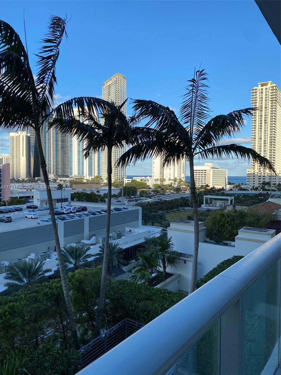 300 Sunny Isles Boulevard 4-703 Property Photo 16