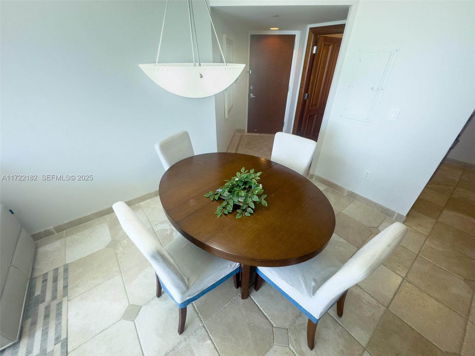 6365 Collins Avenue 1506 Property Photo 7