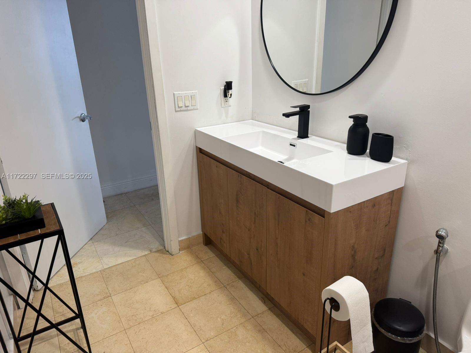 1830 S Ocean Drive 1712 Property Photo 35