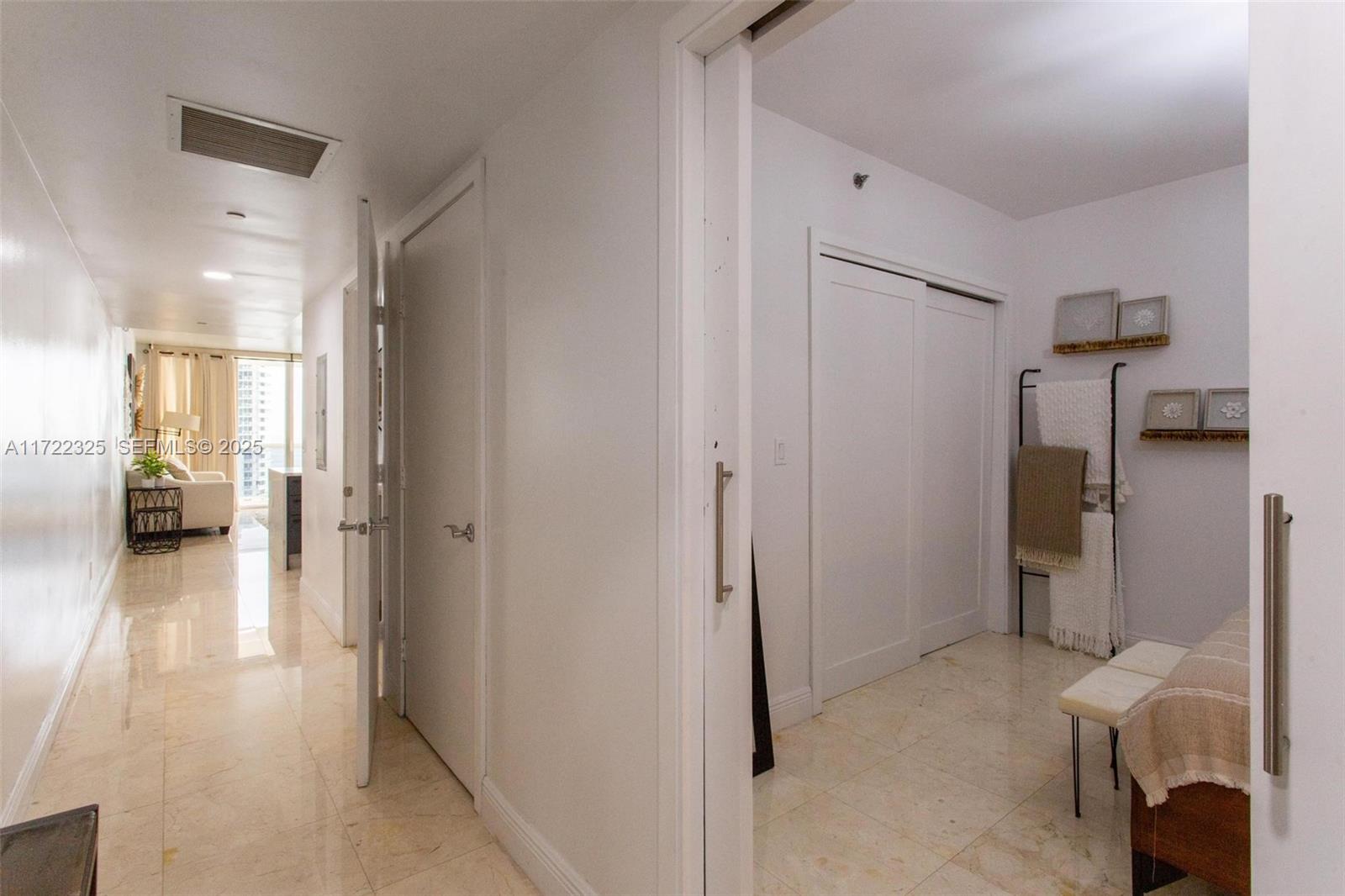 1830 S Ocean Drive 1712 Property Photo 30
