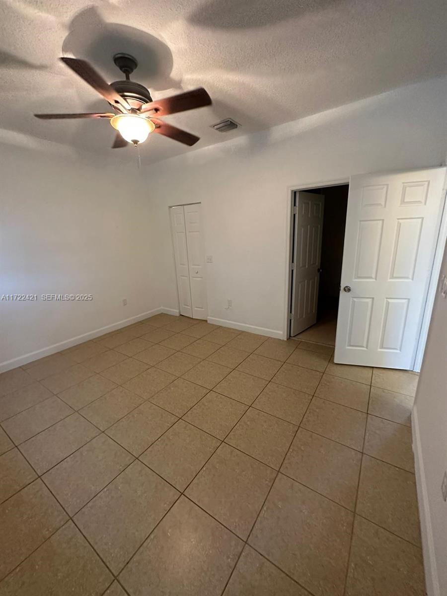 2589 Ne 4th Street 205 Property Photo 15