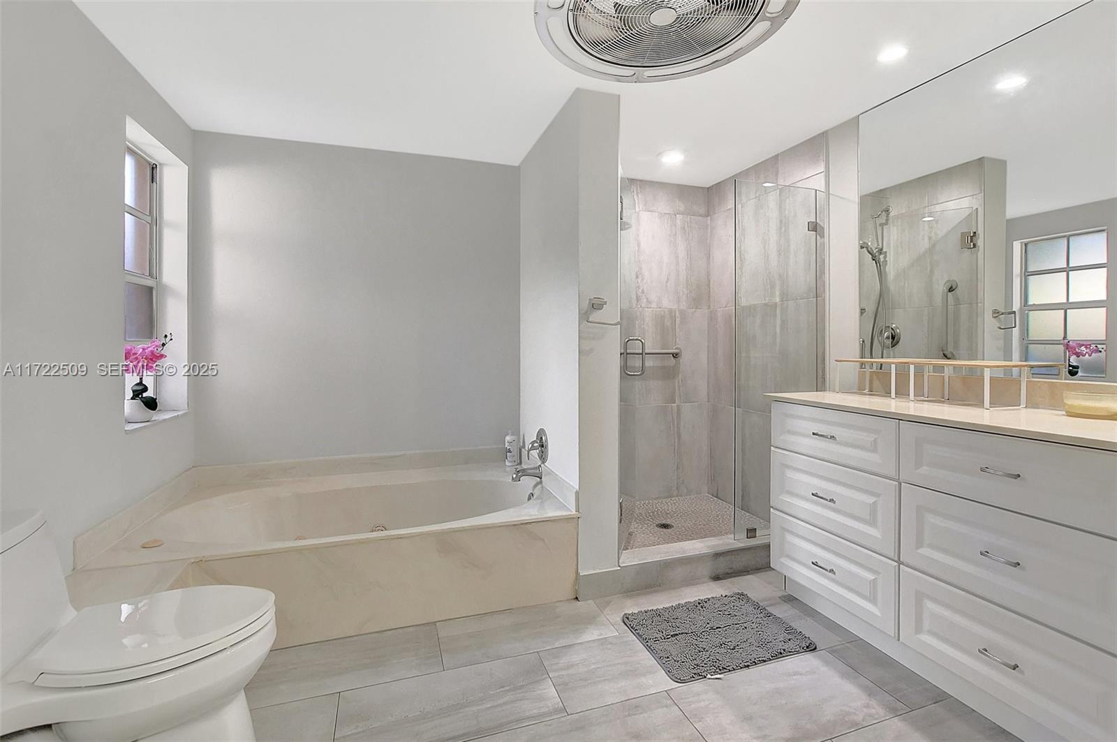 A11722509 Property Photo 20