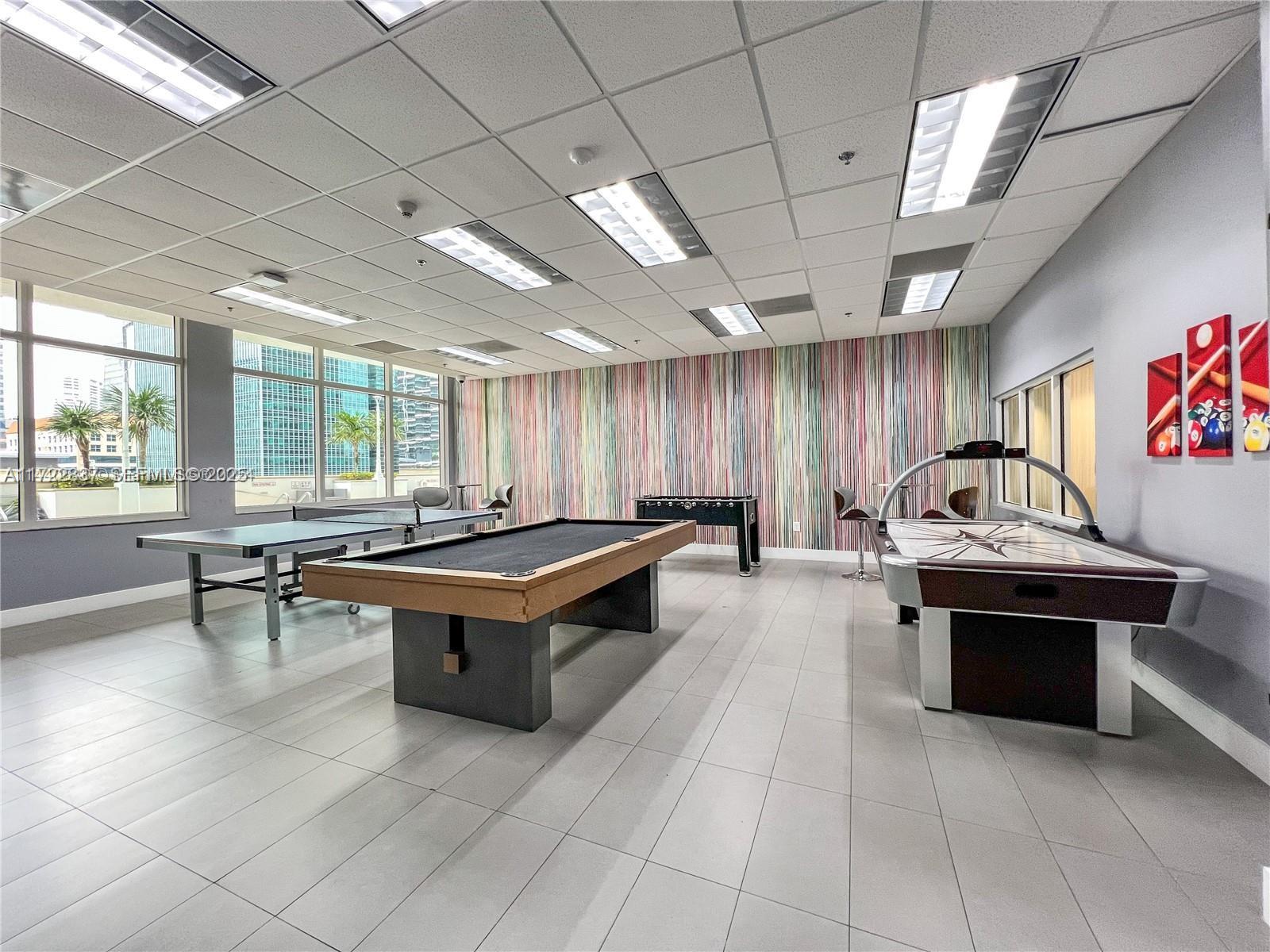 1200 Brickell Bay Drive 2007 Property Photo 6