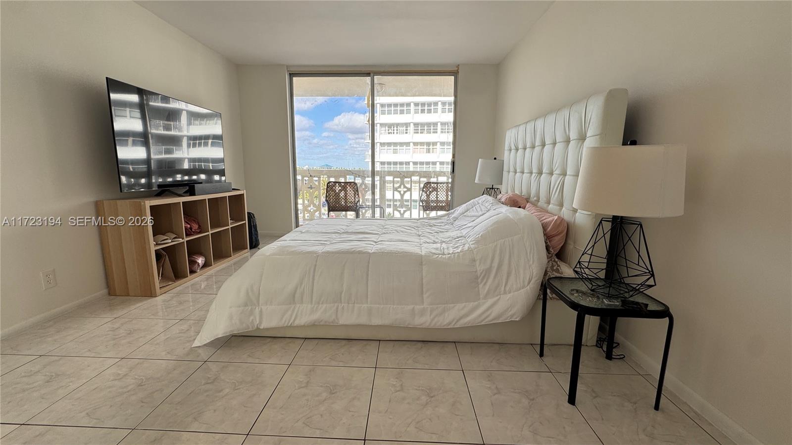 1825 S Ocean Drive 506 Property Photo 10