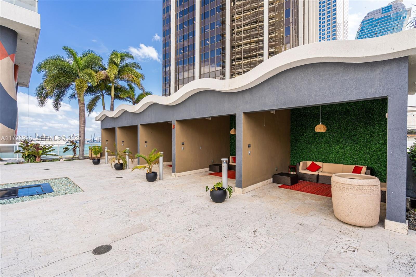 50 Biscayne Boulevard 4208 Property Photo 34