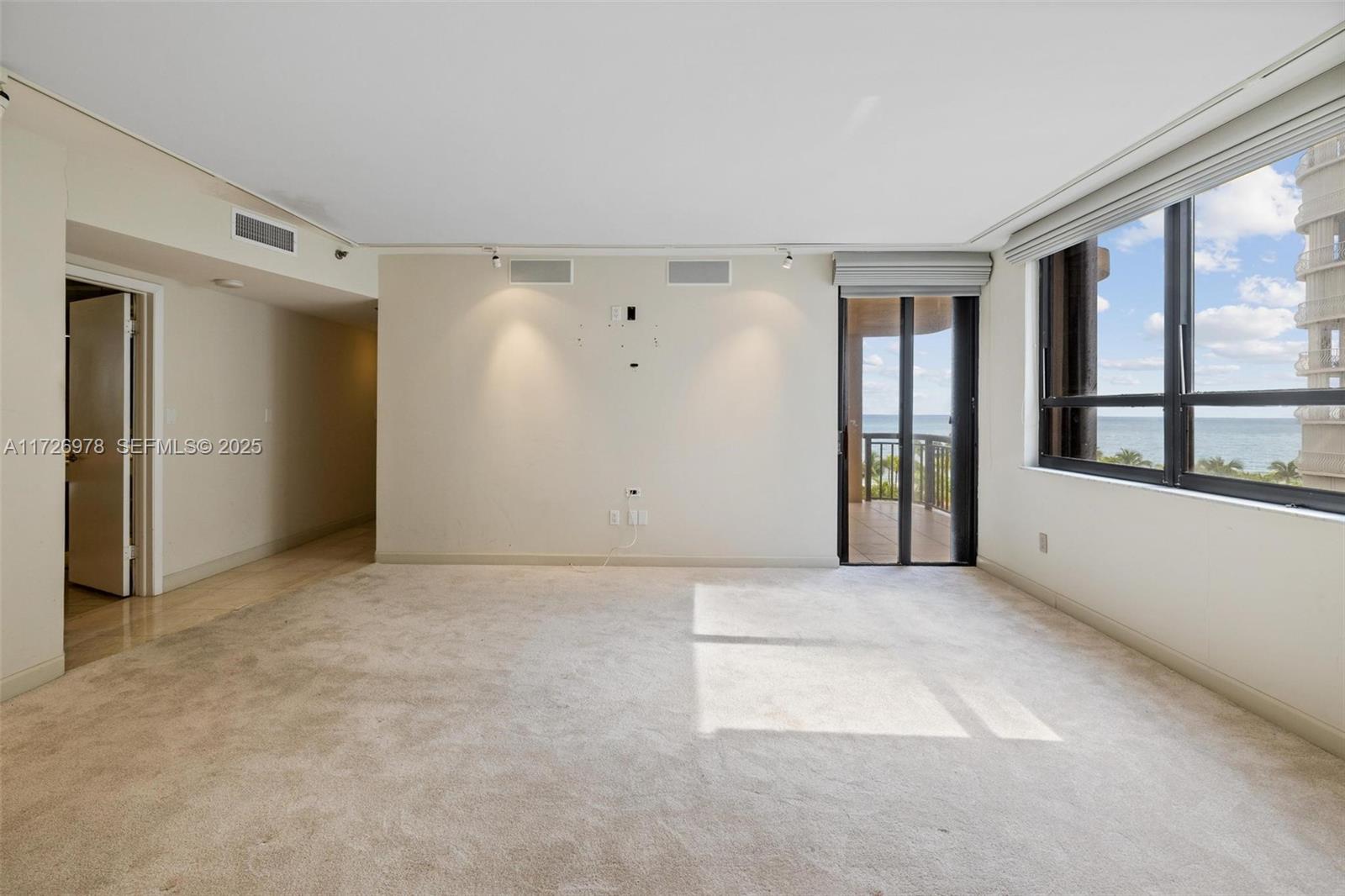 10175 Collins Avenue 502 Property Photo 24