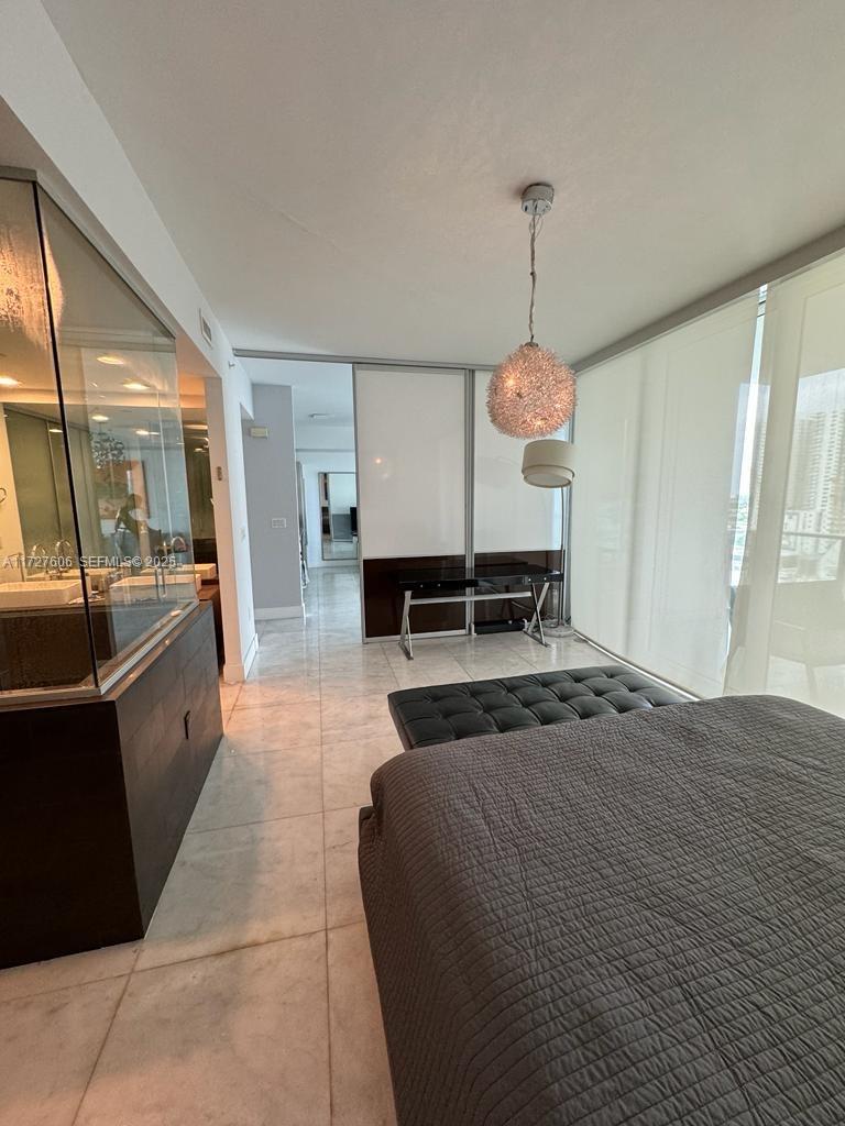 1040 Biscayne Boulevard 1505 Property Photo 6
