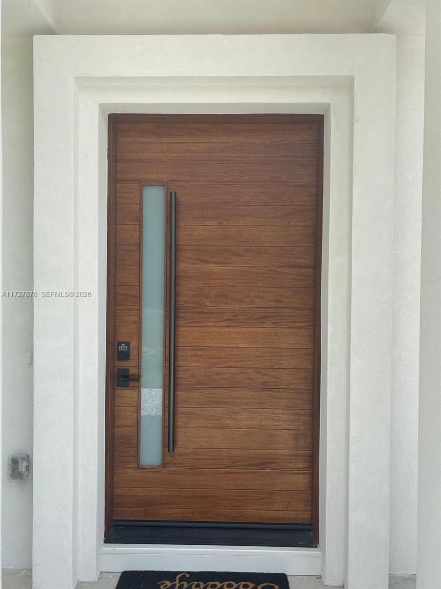 A11727878 Property Photo 3
